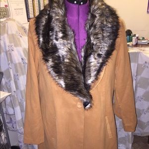 New Justfab mustard coat with removable faux fur